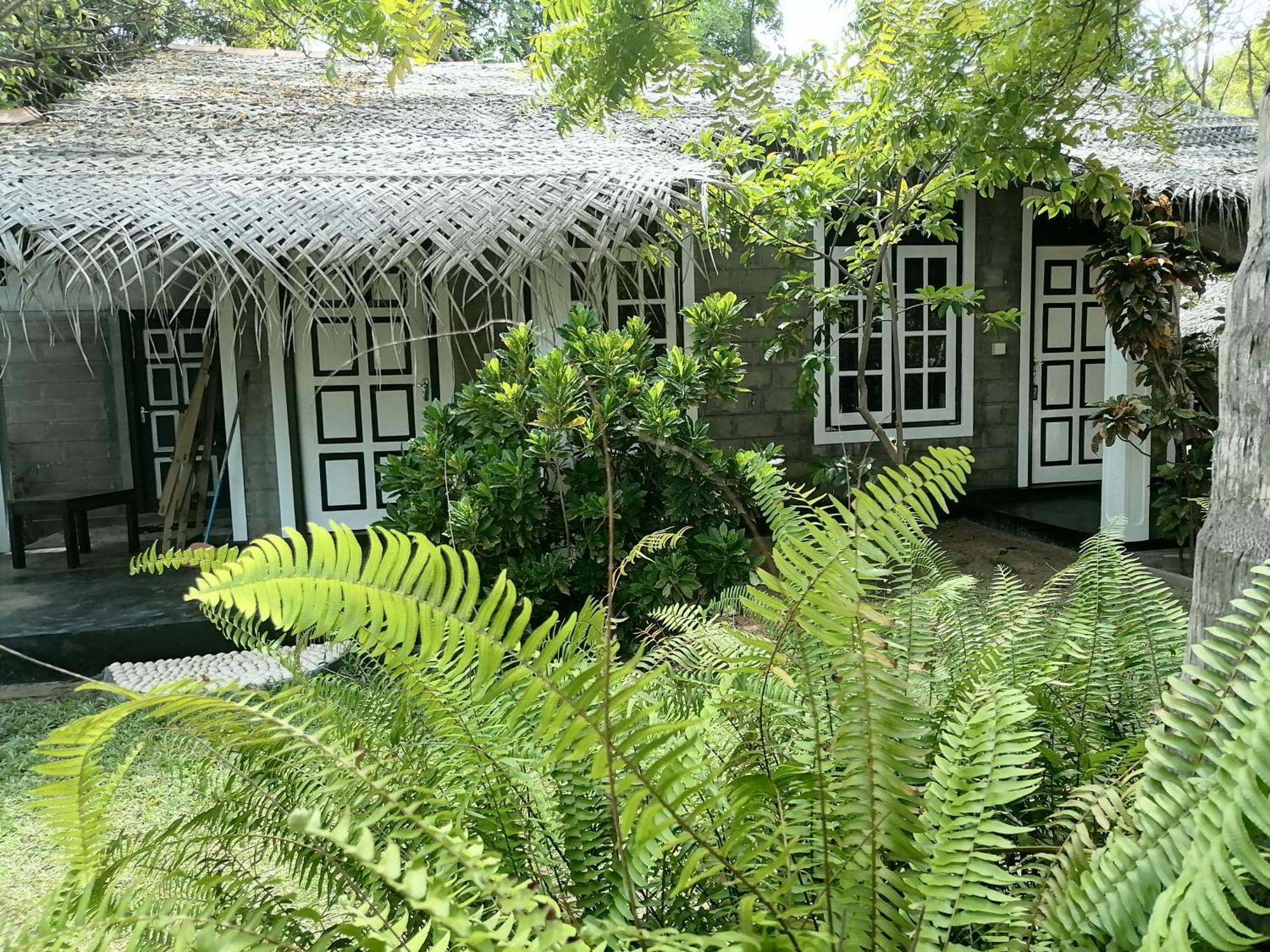 Werala Beach Resort Kalpitiya Exteriör bild